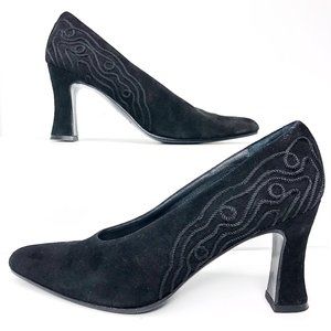 Paloma Womens Size 7 Black Suede Block Heel Pumps